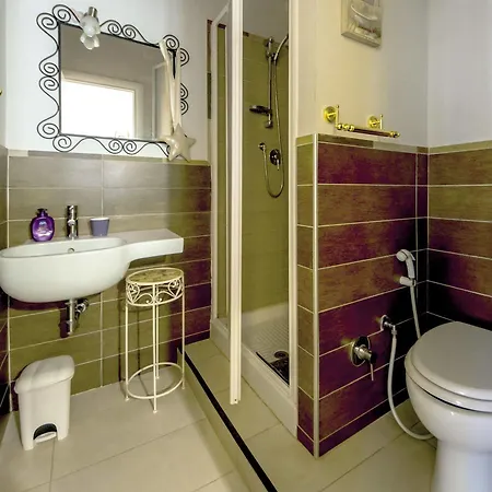 Couette-café Addormi 5*