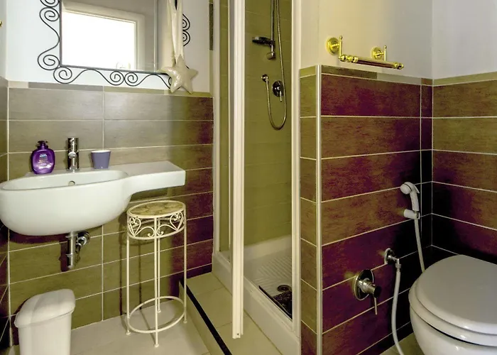 לינה וארוחת בוקר Addormi 5*