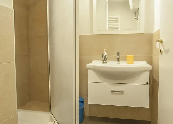 Bed and Breakfast Addormi 5*